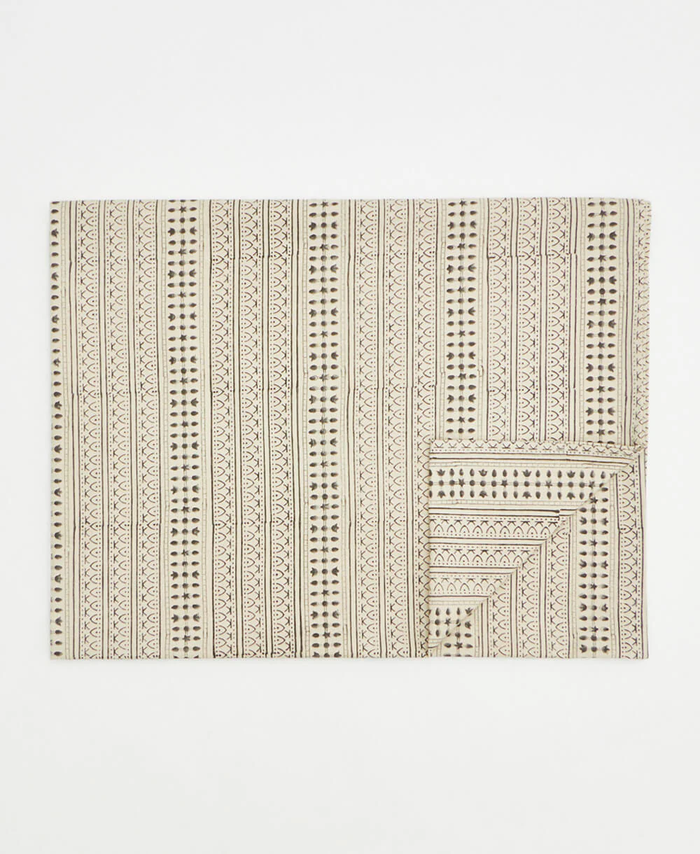 Graphic Block Print Tablecloth - Image 3