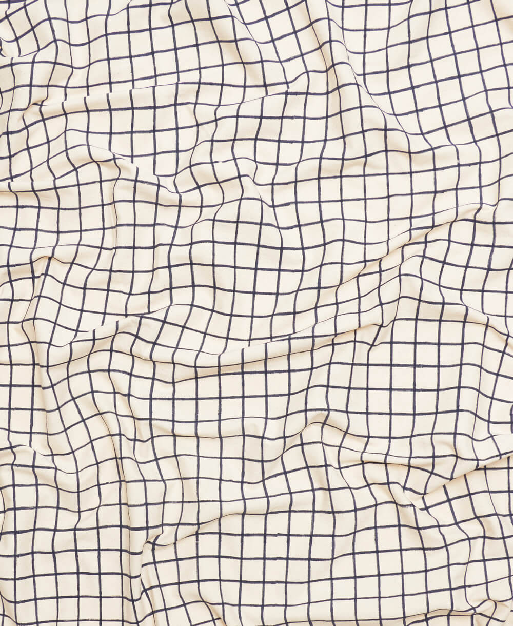 Grid Block Print Tablecloth - Image 5