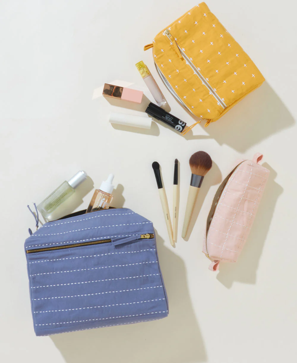 Grid-Stitch Small Toiletry Bag - Pink - Image 4