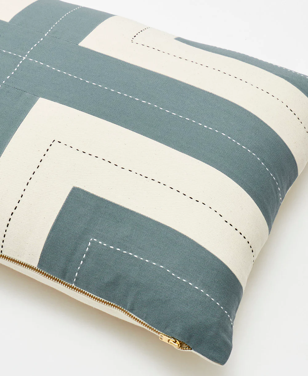 Interlock Lumbar Pillow - Image 8