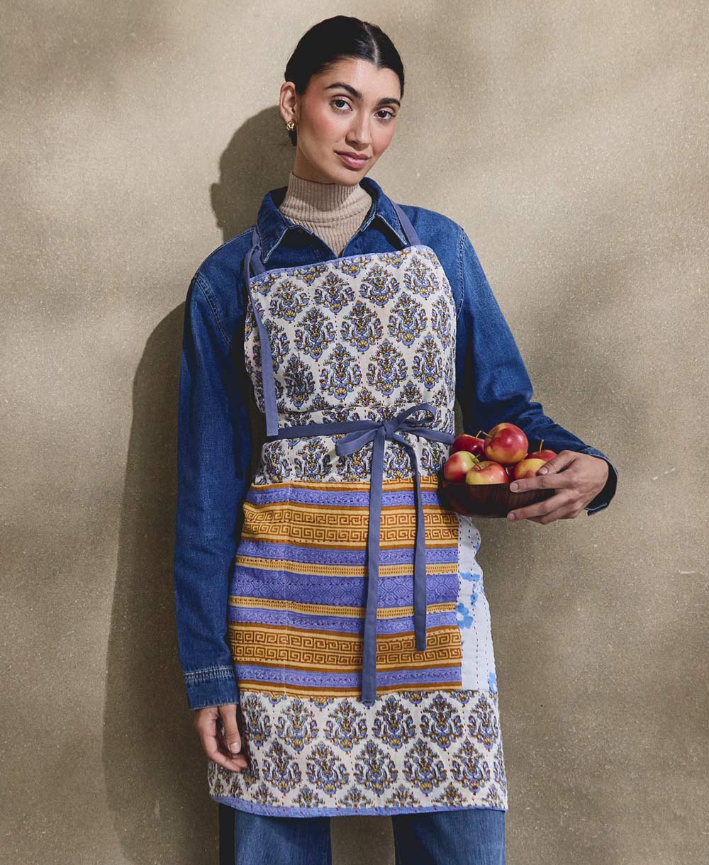 Kantha Bib Apron - No. 260203 - Image 3