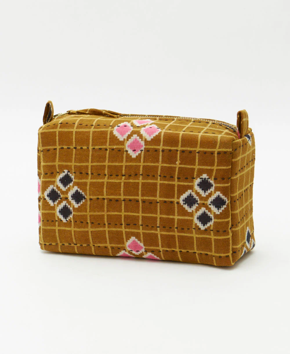 Kantha Medium Toiletry Bag - No. 260321 - Image 2
