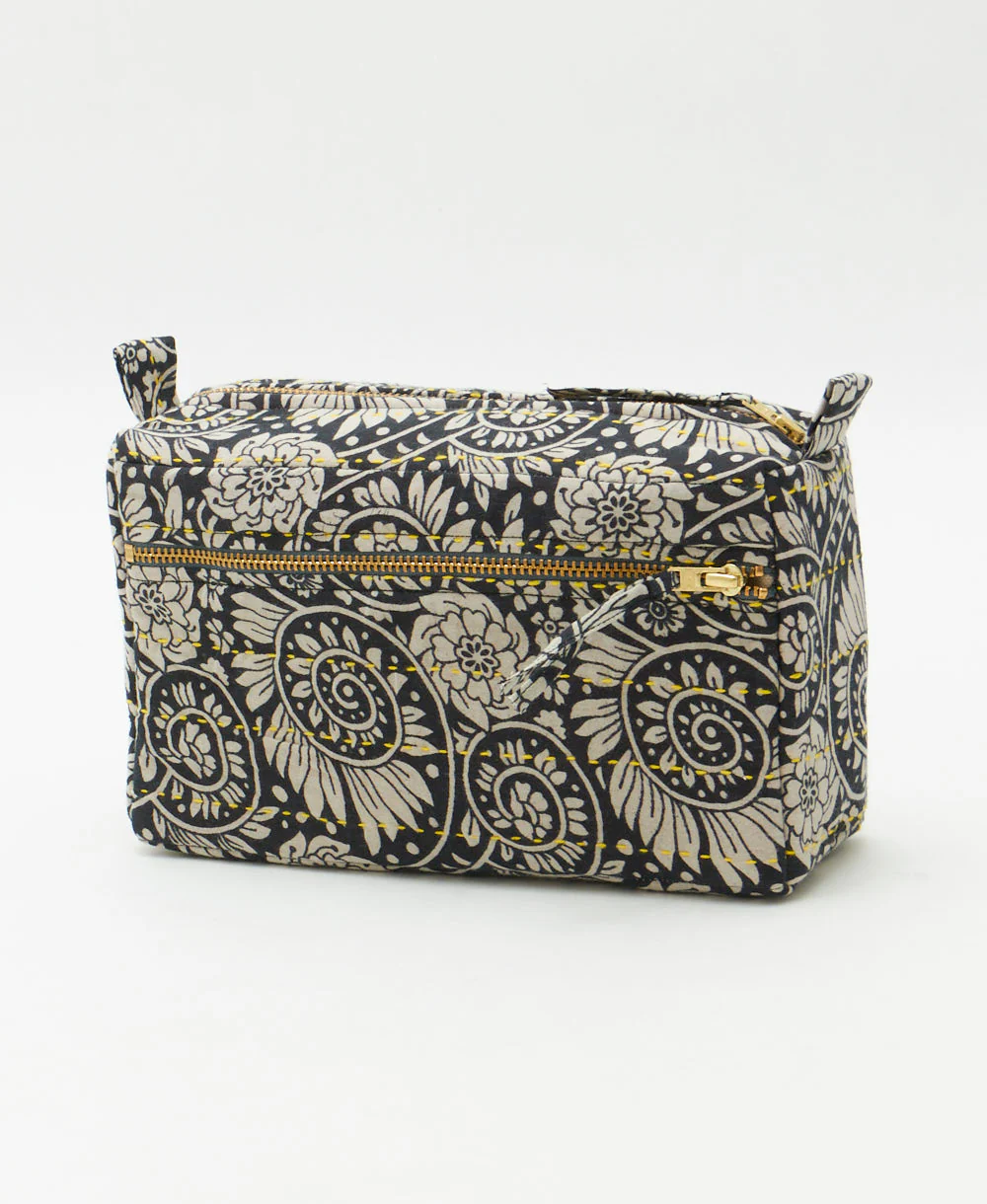 Kantha Medium Toiletry Bag - No. 260333
