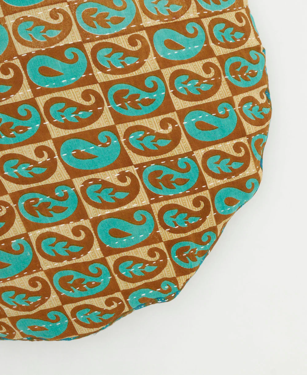 Kantha Round Pillow - No. 250513 - Image 3