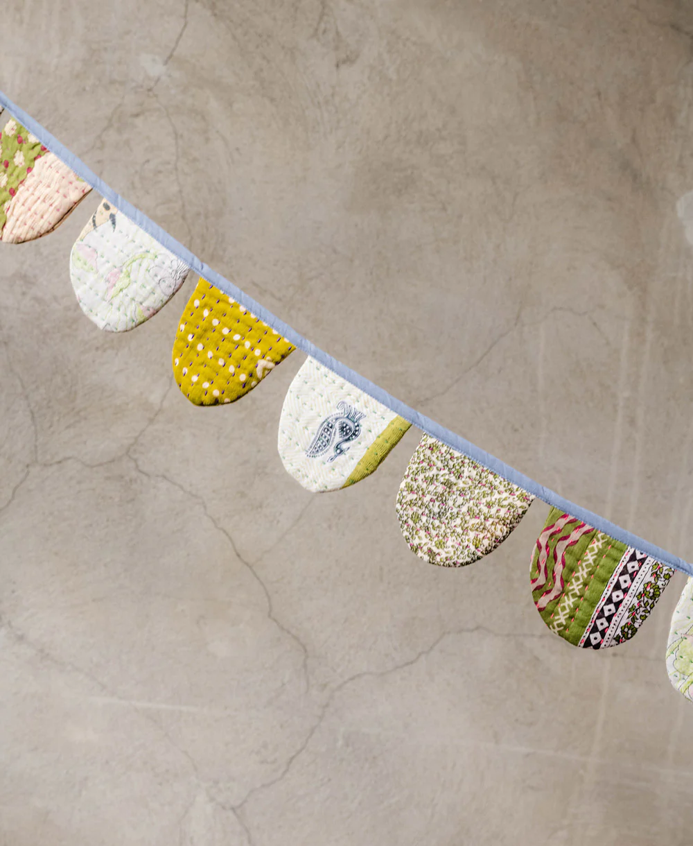 Kantha Scallop Banner - Image 4
