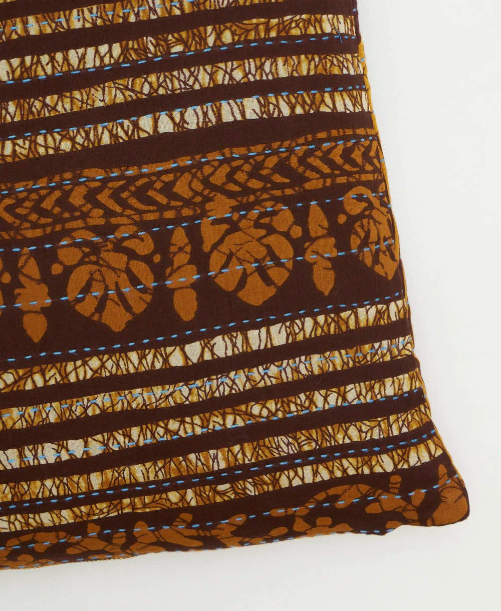 Medium Kantha Throw Pillow - No. 260307 - Image 3
