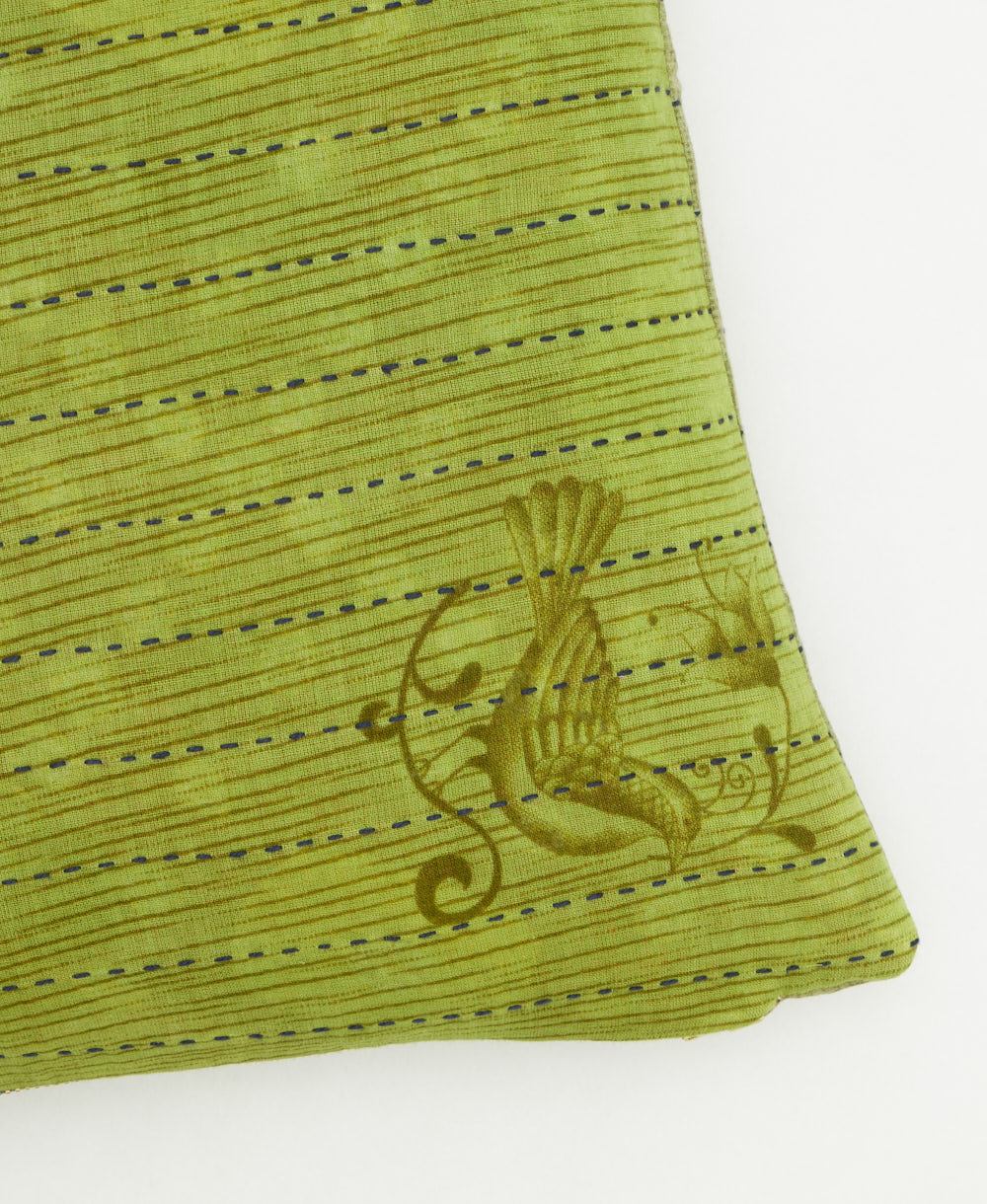 Medium Kantha Throw Pillow - No. 260312 - Image 3