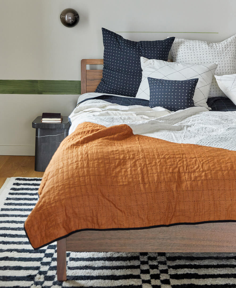 Naari Patchwork Quilt Bedding - Image 4