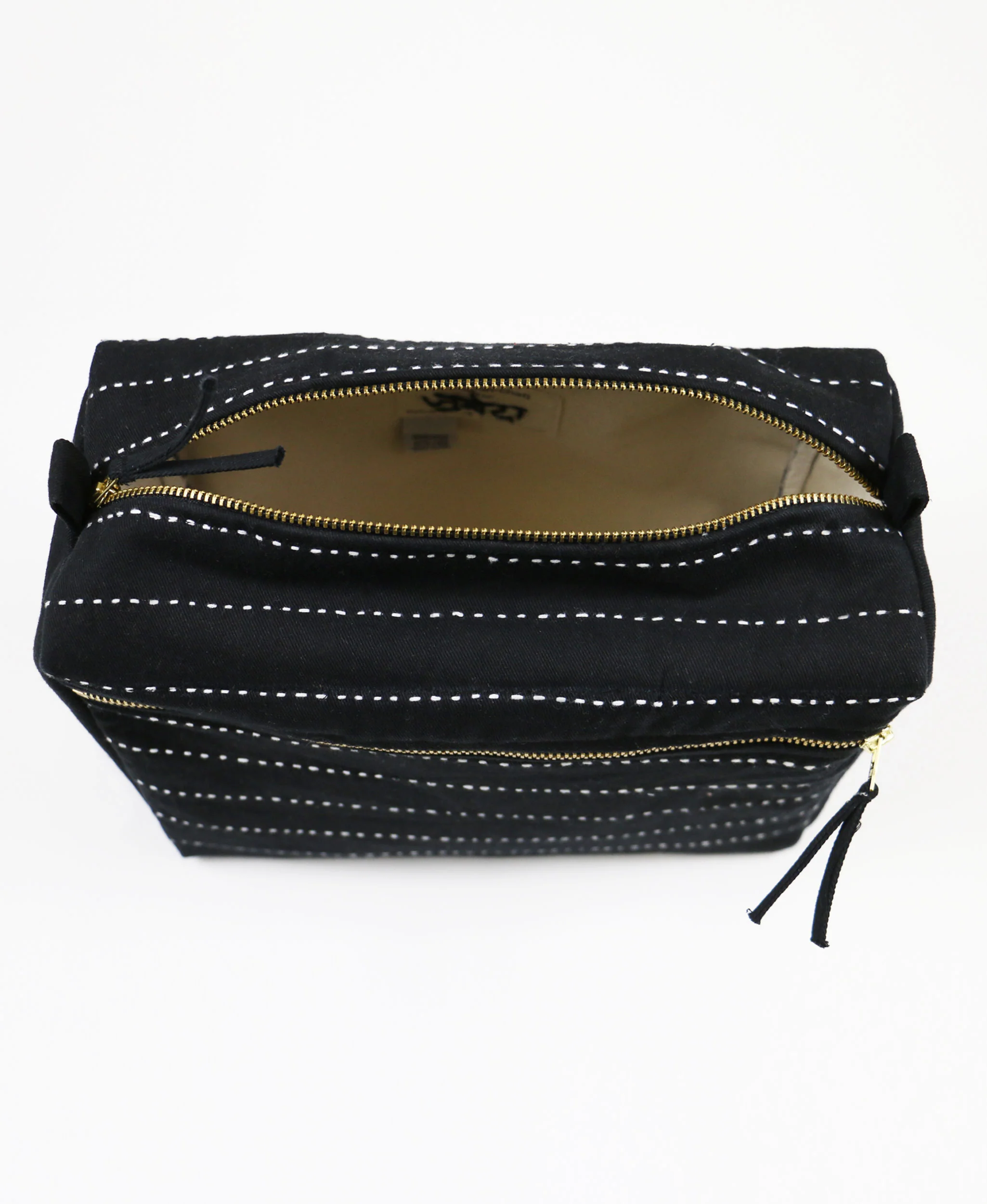 Pin-Stitch Large Toiletry Bag - Image 21