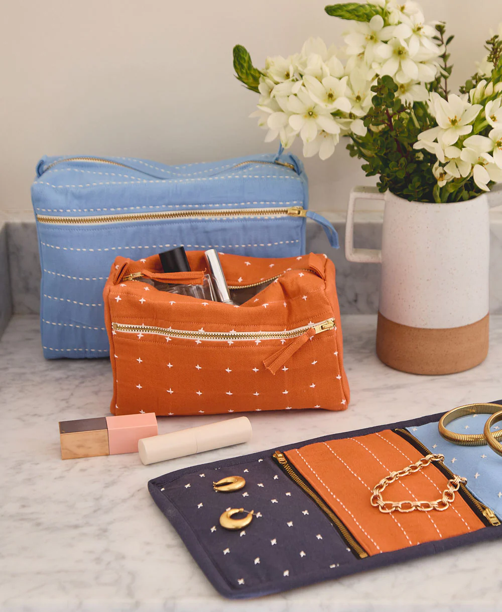 Pin-Stitch Large Toiletry Bag - Image 9