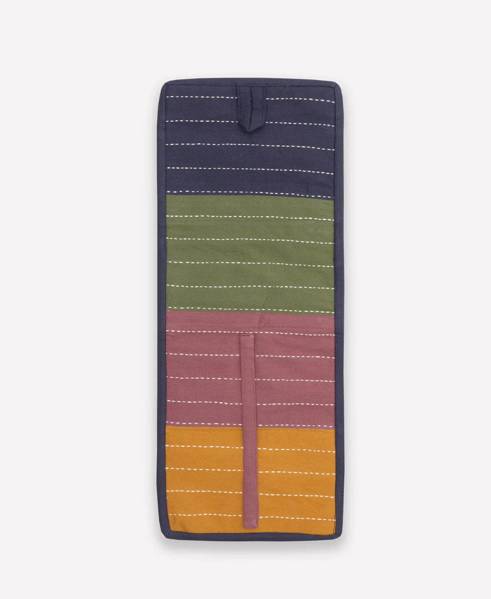 Travel Organizer - Berry - Image 7